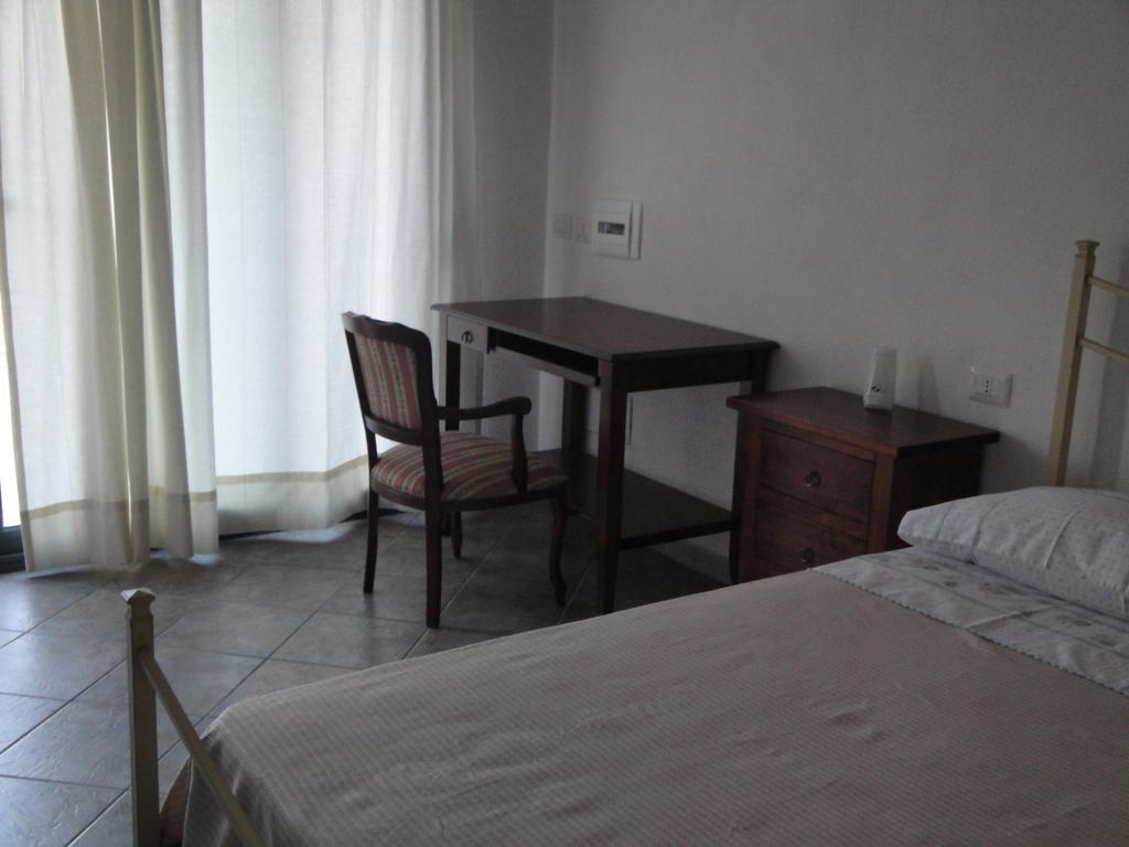 Hotel La Jatta Budoni Habitación foto